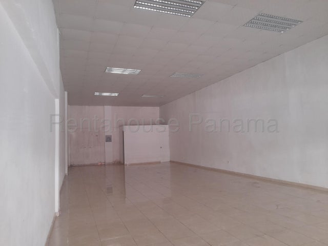 Alquiler de Local Comercial en Avenida Bolivar , Colon 25gc4349