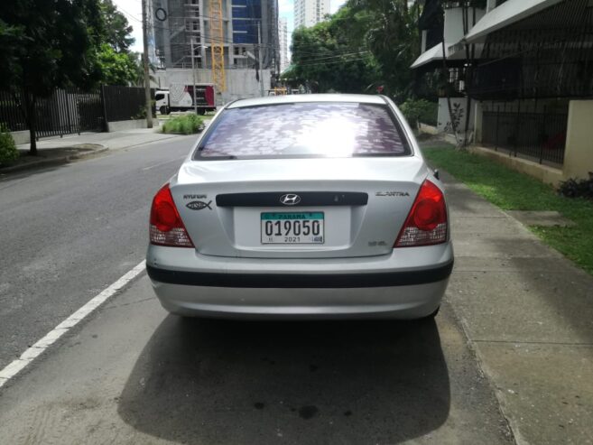 Vendo Carro Hiunday Elantra 2005