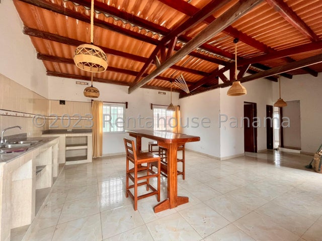 Venta de Casa de Playa en Palenque Costa Arriba , Colon 24gc2955